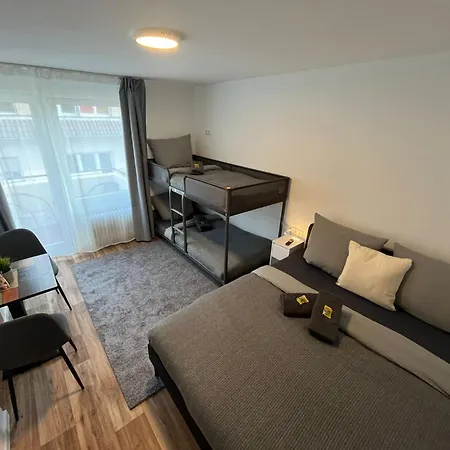 Hub 26 - Mit Balkon - Coffee For Free - *