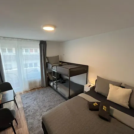 אכסניה Hub 26 - Mit Balkon - Coffee For Free - *