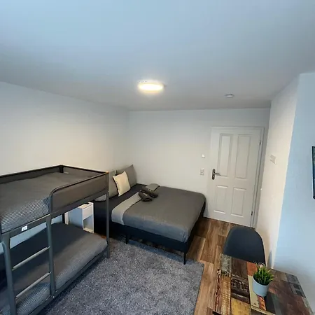 Hub 26 - Mit Balkon - Coffee For Free - *