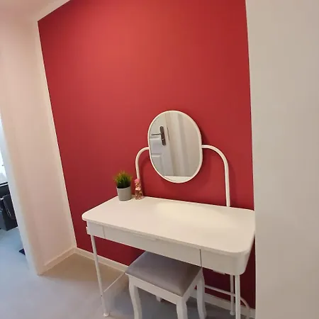 Hub 26 - Mit Balkon - Coffee For Free - אכסניה *